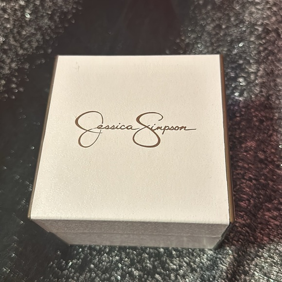 JESSICA SIMPSON BRACELET WATCH - Picture 4 of 4